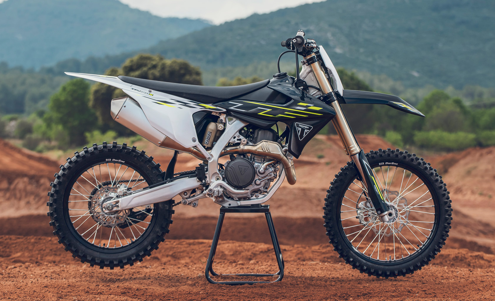 triumph_tf_250x_2026_8